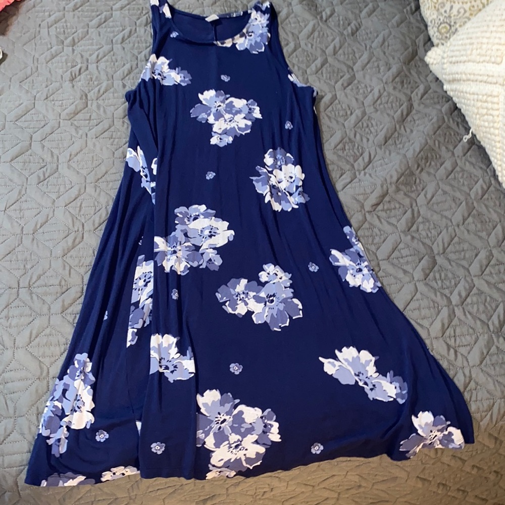 Women’s blue floral dress, medium